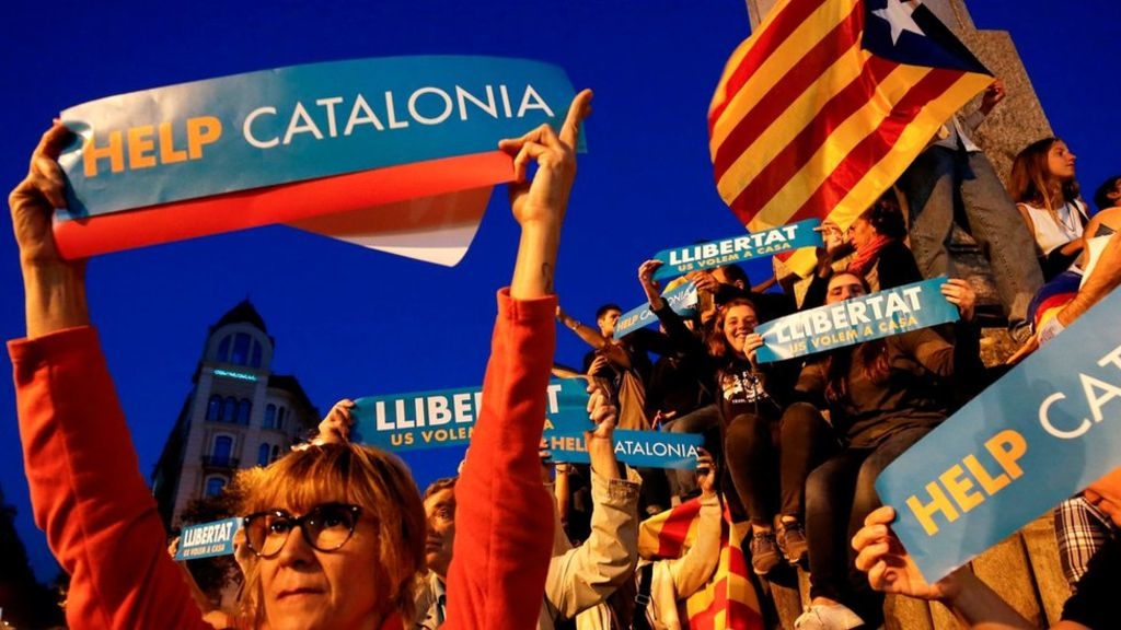 Spain moves to suspend Catalan autonomy