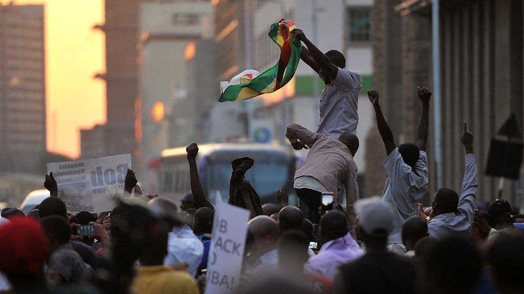 Mugabe successor due back from exile