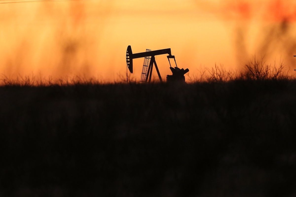 U.S. Oil Export Surge Means OPEC’s Production Cuts May Be Doomed