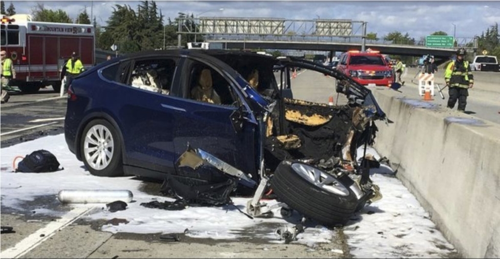 Tesla Says Driver’s Hands Weren’t on Wheel at Time of Accident