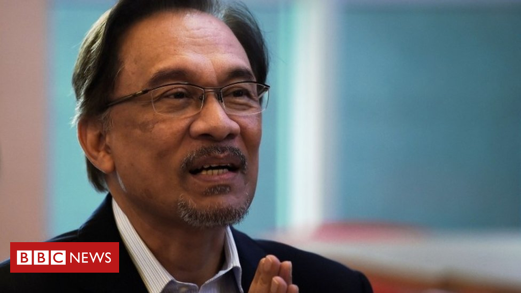 Jailed Malaysia politician ‘to get royal pardon’