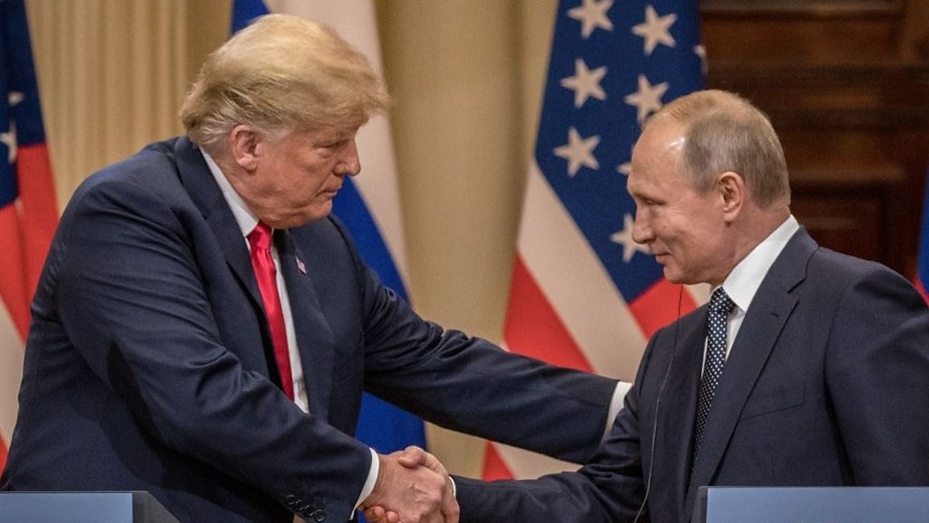 Trump hits back amid anger over Russia