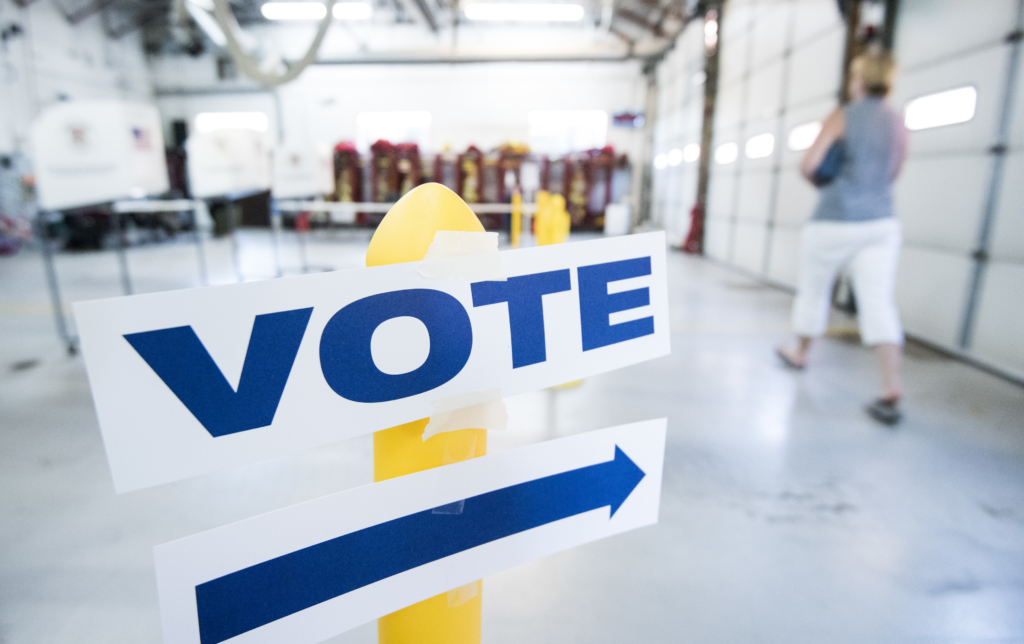 Court Overturns Rule Allowing Anonymous Political Donations to Nonprofits