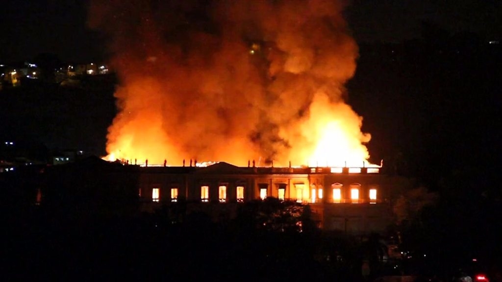 Funding cuts blamed for big Rio museum fire