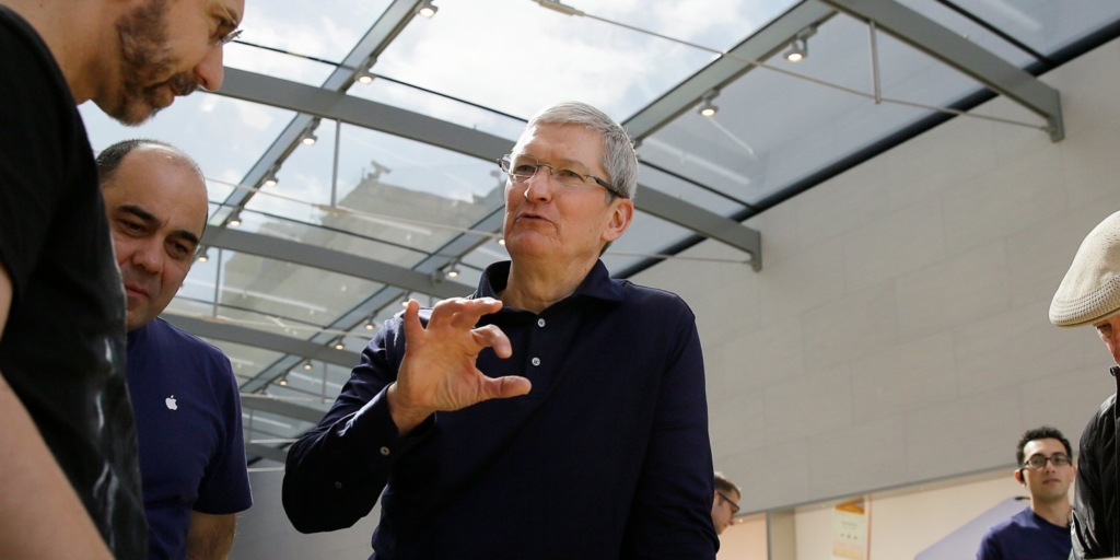 Apple is in serious danger of no longer being a $1 trillion company