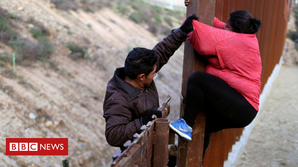 Trump threatens to shut Mexican border