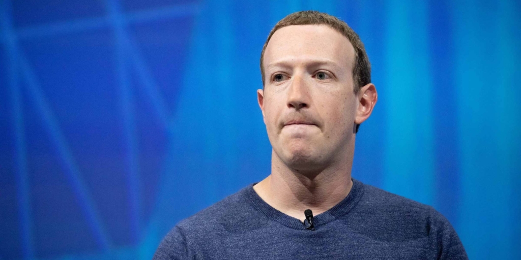 Facebook just pulled a screeching handbrake turn, shutting down an intrusive data gathering app it vigorously defended hours earlier