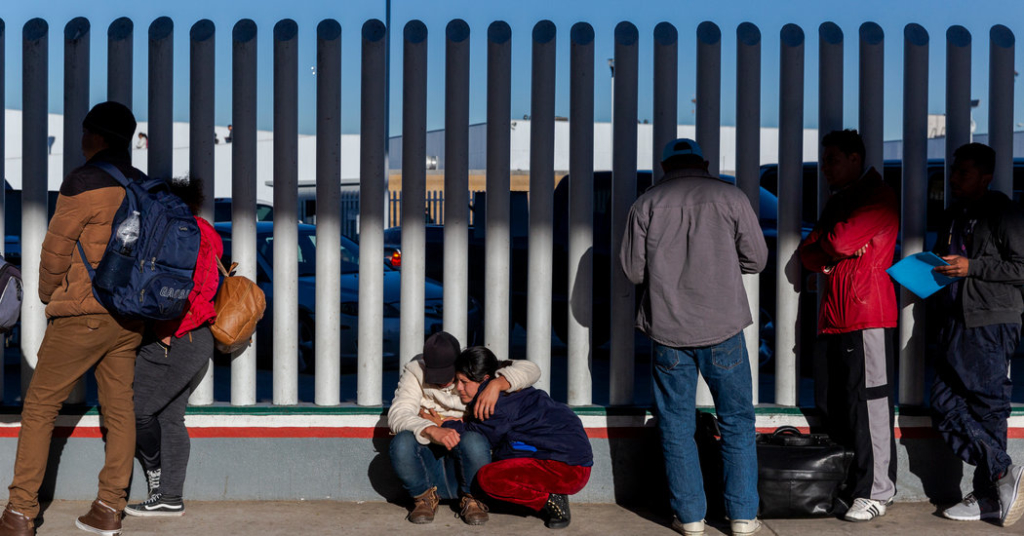 McConnell Says Trump Plans to Declare National Emergency to Build Border Wall