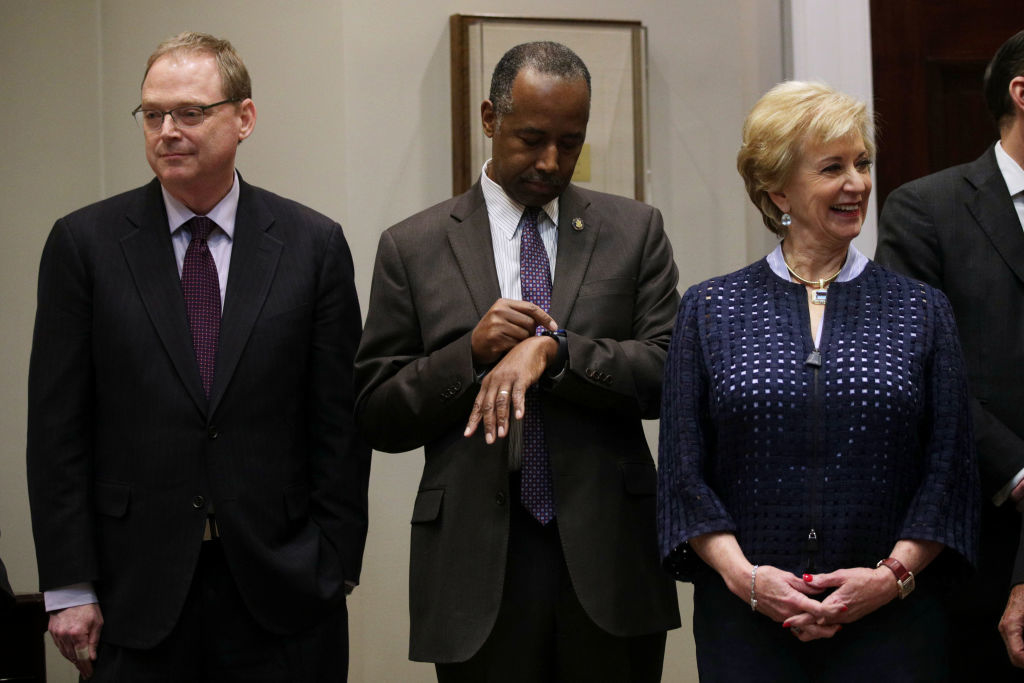 Ben Carson Plans to Step Down as HUD Secretary After 2020 Election