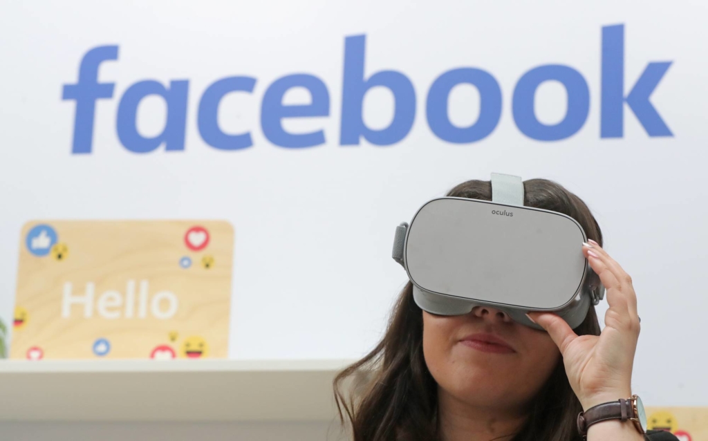 Facebook’s Business Is Succeeding Despite the Controversies