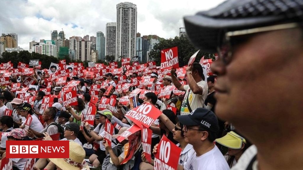 Huge Hong Kong protest against extradition bill