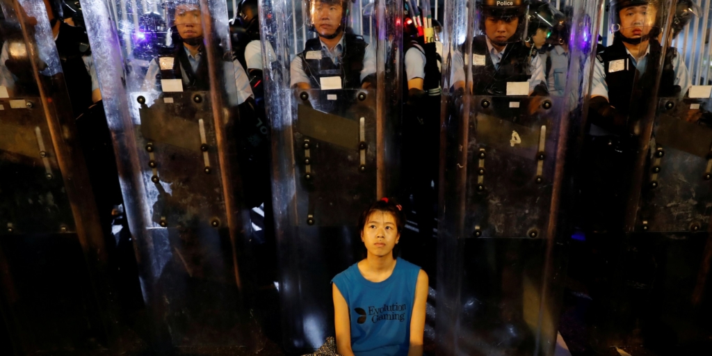 Hong Kong’s protesters used low-tech street smarts to smash China’s powerful techno-authoritarianism
