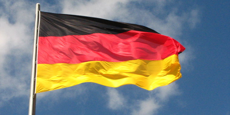 germany-threatens-to-break-up-with-microsoft-office-again.jpg Germany threatens to break up with Microsoft Office—again