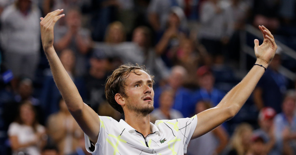 Daniil Medvedev Rides a Wave of Hostility at the U.S. Open