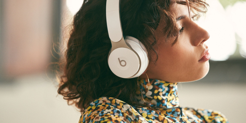 Here’s What Good and Bad About Apple’s New Beats Solo Pro Headphones