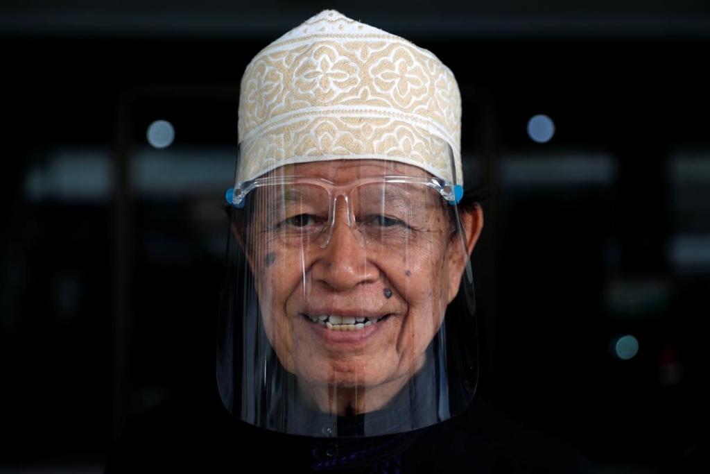 Vigilant against coronavirus, Asia’s Muslims keep faith and distance as Ramadan begins