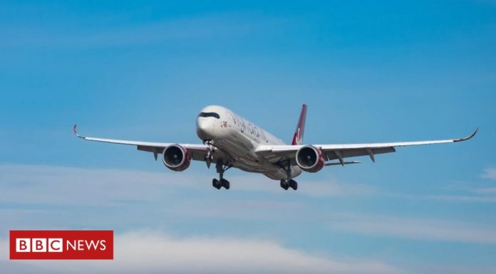 EU threatens escalation in tariff fight with US EU threatens escalation in tariff fight with US