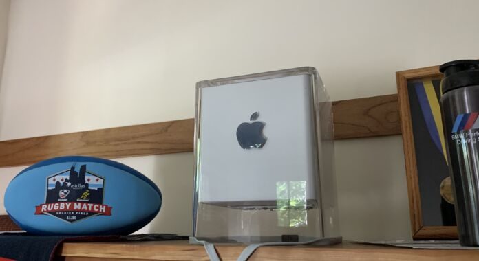 20 years ago, Steve Jobs built the “coolest computer ever”—and it bombed 20 years ago, Steve Jobs built the “coolest computer ever”—and it bombed