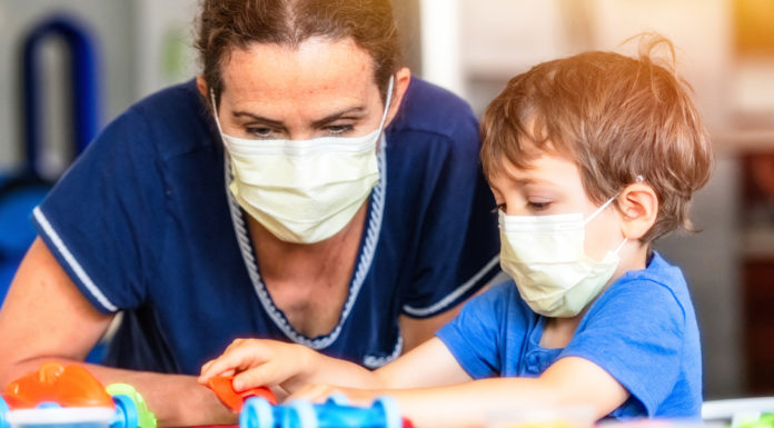 Americans remain politically divided on wearing a mask Americans remain politically divided on wearing a mask