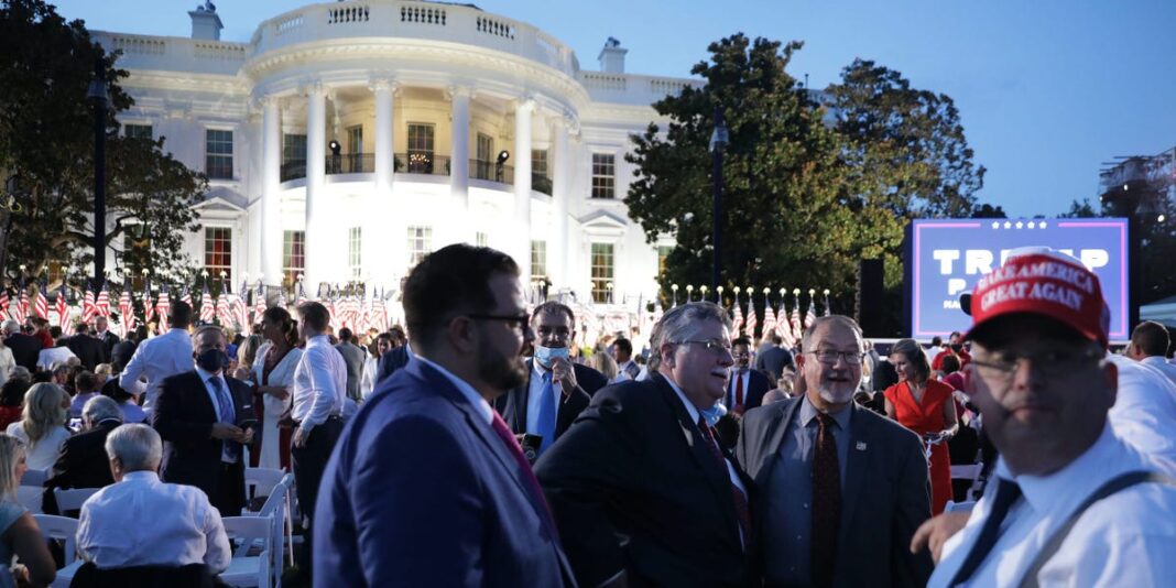Photos: 1500 packed together, maskless, on White House South Lawn – Business Insider