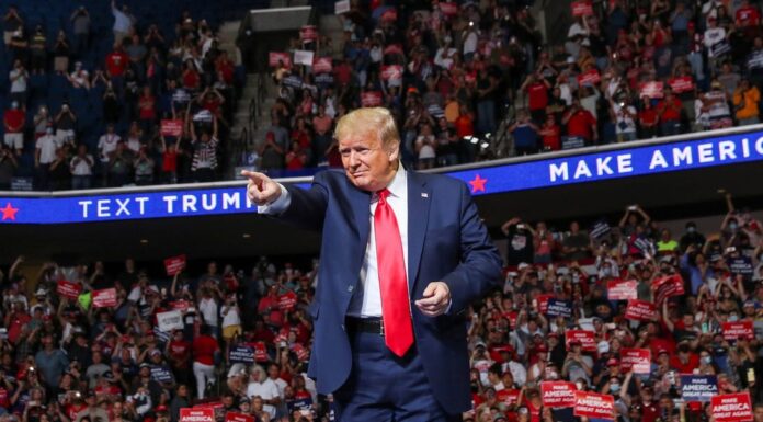 Trump told supporters in North Carolina to vote twice in election – Business Insider Trump told supporters in North Carolina to vote twice in election – Business Insider