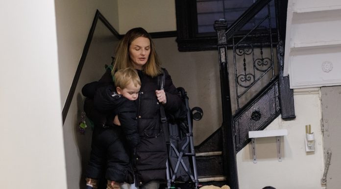 How New Yorkers Spend, Splurge and Scrimp to Live in the City how-new-yorkers-spend,-splurge-and-scrimp-to-live-in-the-city