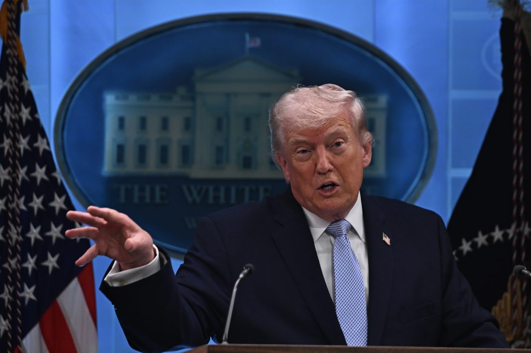 trump-eyes-‘joint-venture’-with-iran-to-charge-tolls-on-ships-passing-through-strait-of-hormuz