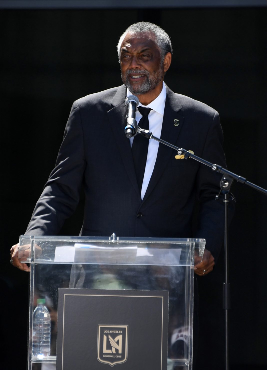 embattled-la-councilmember-curren-price-enters-plea-in-nearly-$1m-scandal-tied-to-wife’s-firm embattled-la-councilmember-curren-price-enters-plea-in-nearly-$1m-scandal-tied-to-wife’s-firm