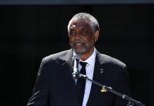 Embattled LA Councilmember Curren Price enters plea in nearly $1M scandal tied to wife’s firm embattled-la-councilmember-curren-price-enters-plea-in-nearly-$1m-scandal-tied-to-wife’s-firm