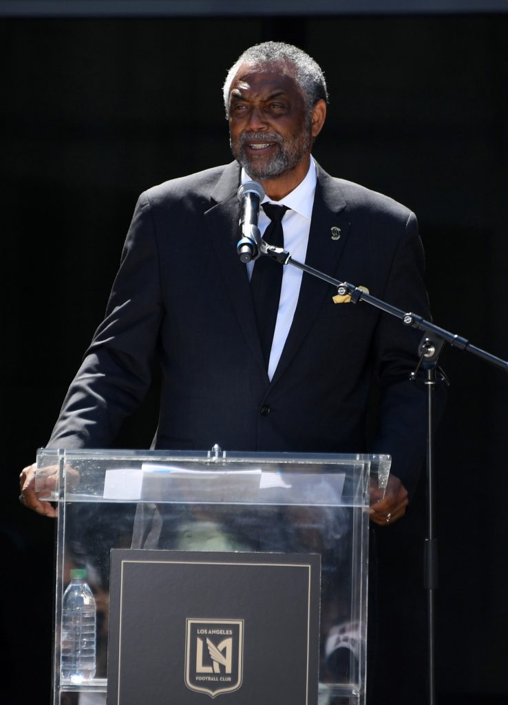 embattled-la-councilmember-curren-price-enters-plea-in-nearly-$1m-scandal-tied-to-wife’s-firm