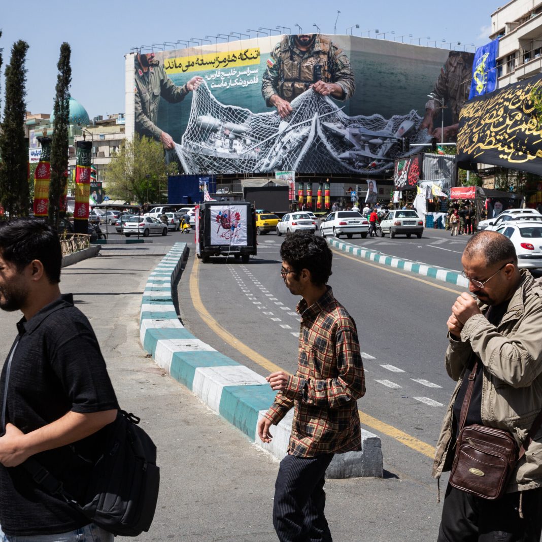 us.-intelligence-shows-china-taking-a-more-active-role-in-iran-war us.-intelligence-shows-china-taking-a-more-active-role-in-iran-war