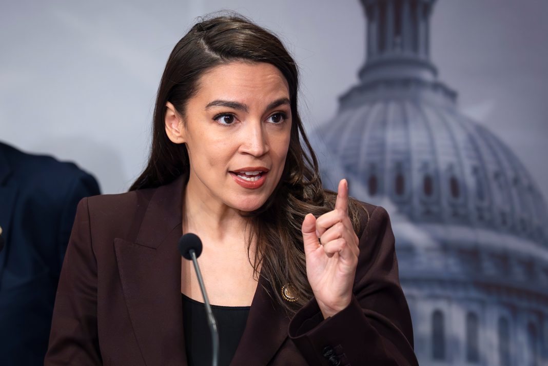 aoc-publicly-humiliates-her-former-aide-running-for-nancy-pelosi’s-seat