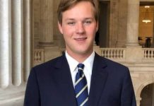 Tucker Carlson’s son exits JD Vance’s press team amid escalating feud between dad, Trump tucker-carlson’s-son-exits-jd-vance’s-press-team-amid-escalating-feud-between-dad,-trump