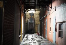 Teen fatally stabbed in the back outside NYC building teen-fatally-stabbed-in-the-back-outside-nyc-building