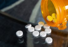 Long Island doctor and son accused of running family-run pill mill long-island-doctor-and-son-accused-of-running-family-run-pill-mill